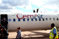 CemAir Flight Arrives in Hoedspruit