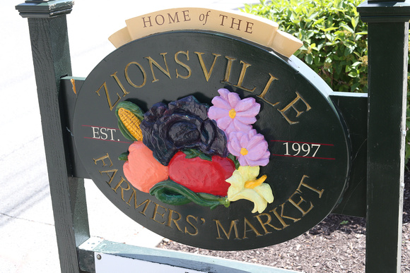 Zionsville Farmers' Market